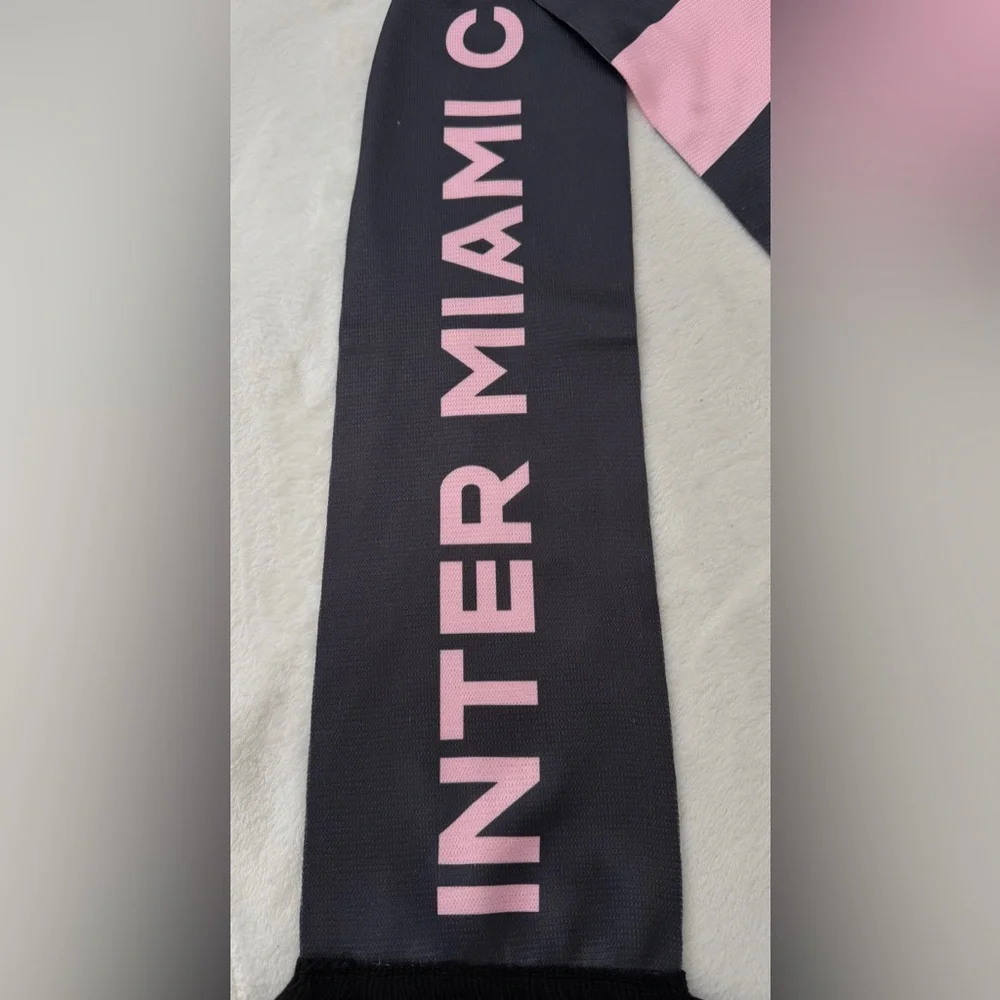 Ruffneck MLS Soccer Intermiami CF Scarf Dark Gray Pink Flamingo NEW 56”